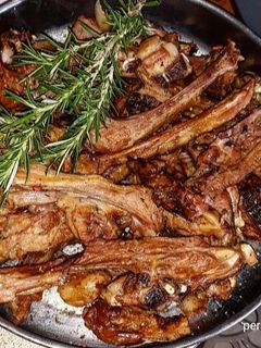A picture of Grilled Lamb Chops.