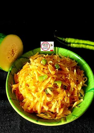 A picture of Stir-fry Raw Papaya Sambharo.