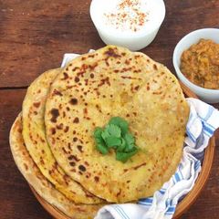 A picture of Aloo ka paratha.