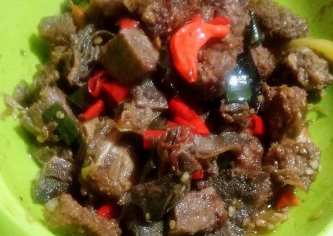 Daging kambing tumis terasi