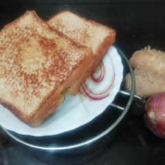 A picture of Spicy Tawa Potato Sandwich.