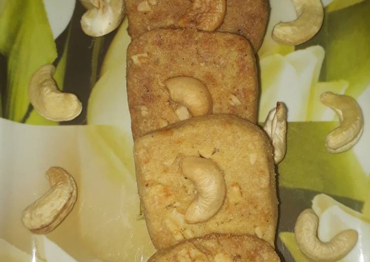 Recipe of Homemade Cashew nut cookies