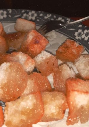 Hình của món Bánh mì ngào caramel.