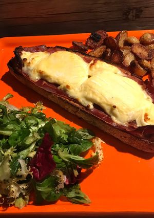 Une photo de Tartine St Marcellin Jambon de Savoie