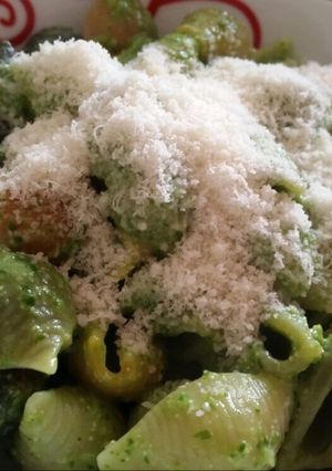 Une photo de Pâtes au pesto de fanes de radis