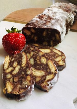 Keksz szalámi 🍪🍓🥛 recept fotója