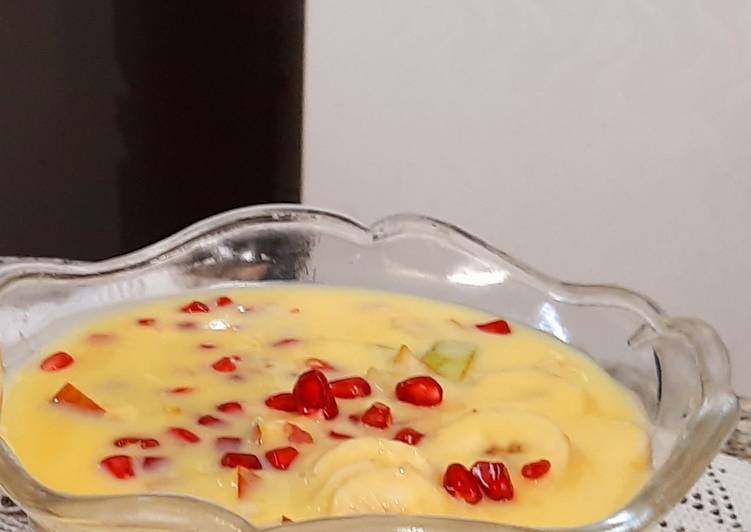 Steps to Prepare Speedy Vanilla custard with fruits