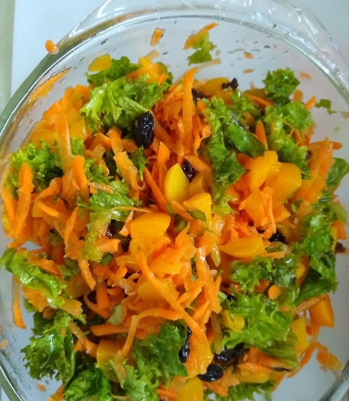 Una foto de Ensalada de durazno buen acompañamiento