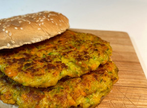 Foto principal de Hamburguesas de calabacín y zanahoria