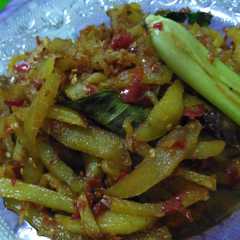 รูปของ Kentang mustofa basah