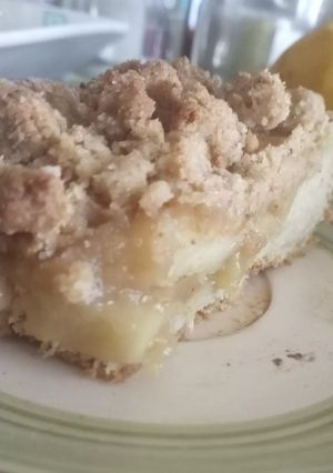 Una foto de Crumble vegano de manzanas (🌱)
