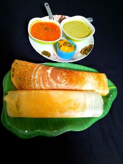 मसाला डोसा (masala dosa recipe in marathi) रेसिपी चे मुख्य फोटो