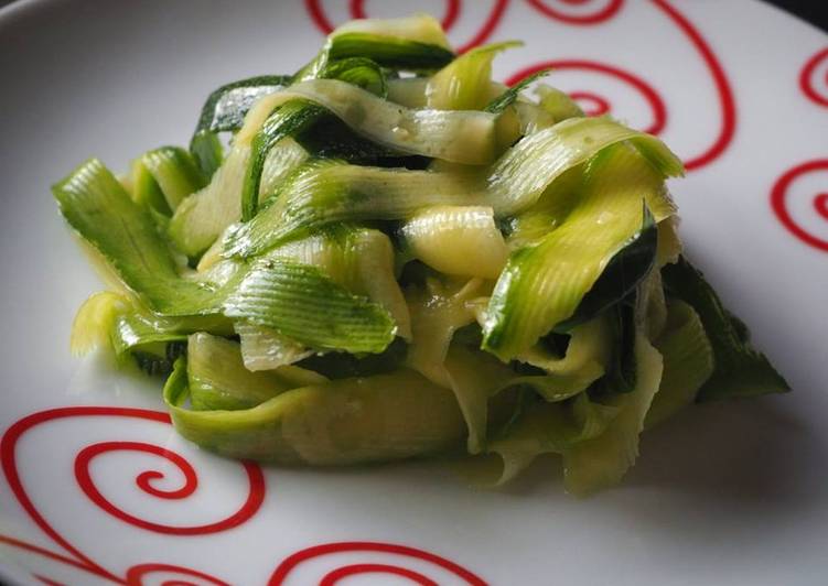 Comment Préparer Des Tagliatelles de courgettes en salade !