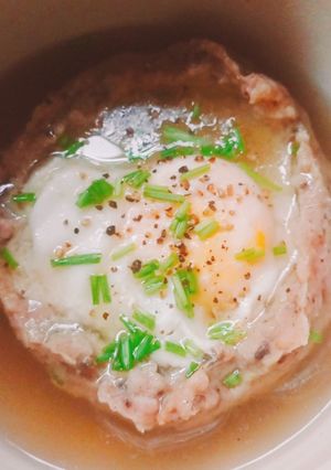 รูปของ ซุปไข่🥚ในชามหมูเด้ง ไมโครเวฟ Egg In MeatBowl Soup Microwave