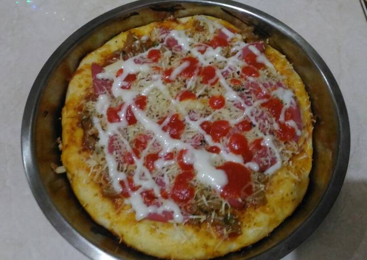 Cara Gampang Membuat Pizza sosis bakso ekonomis yang Bisa Manjain Lidah