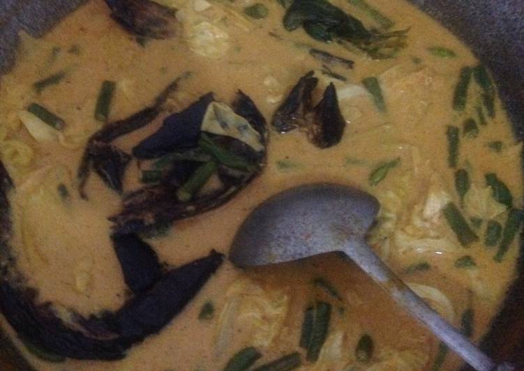 Gulai ikan salai