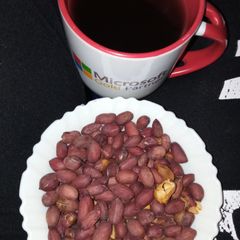 Oven roasted peanuts 😋 A picture of Oven roasted peanuts 😋.