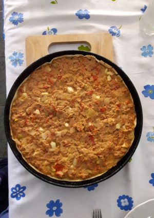 Una foto de Tarta de atún con una sola tapa