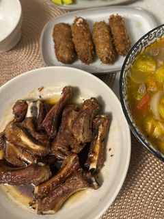 Hình của món Sườn xào chua ngọt.