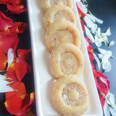 Coconut peda A picture of Coconut peda.