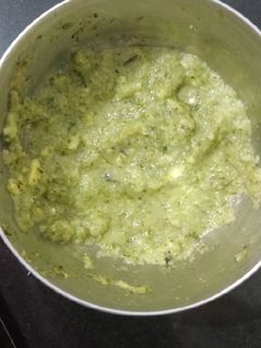 A picture of Mango mint chutney.
