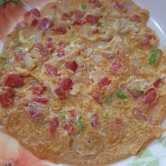 A picture of Three Colour Omellete.