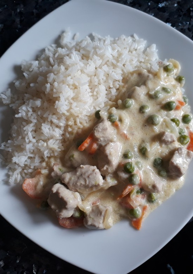 Una foto de Estofado de cerdo a la crema