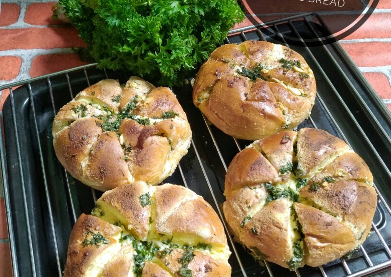 Korean Garlic Cheese Bread