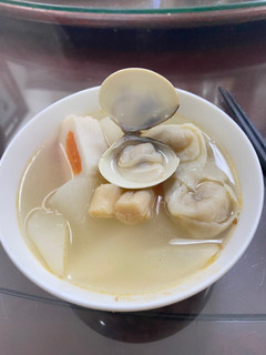 白蘿蔔干貝蛤蜊雞湯 的食譜成品照片