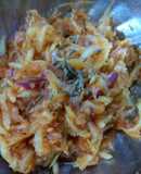 Kanda-Keri (Onion-Mango Pickle)