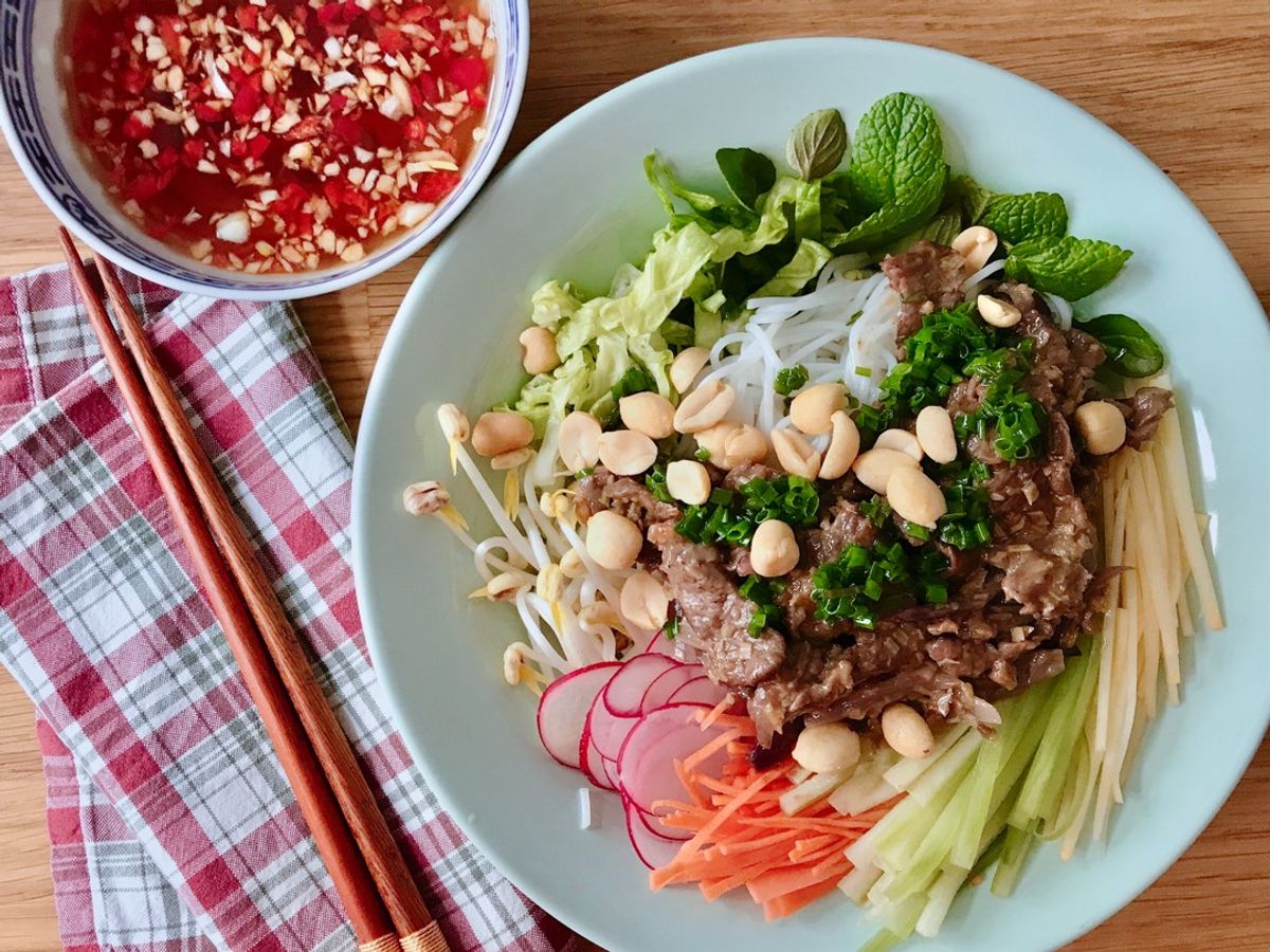 Bún Trộn Bò Xào Sả (Bún Bò Xào Nam Bộ)