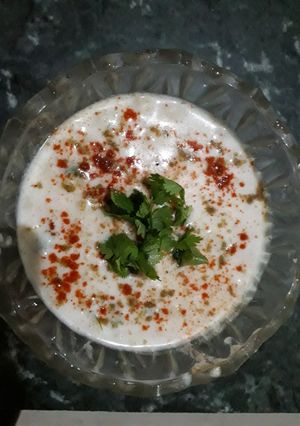 A picture of Boondi raita.
