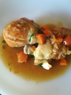 Una foto de Pollo a la sopa de cebolla