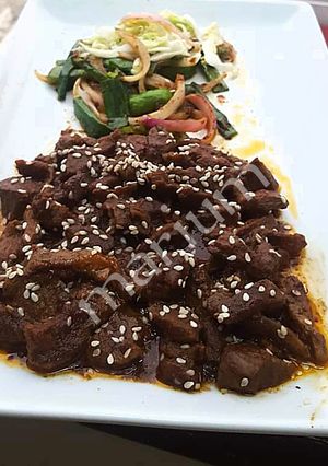 A picture of Dry beef chilli.