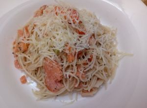 Foto resep Aglio olio angel hair smoked salmon