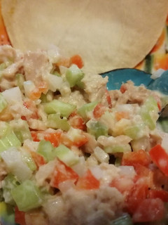 Una foto de Ensalada de atún con apio