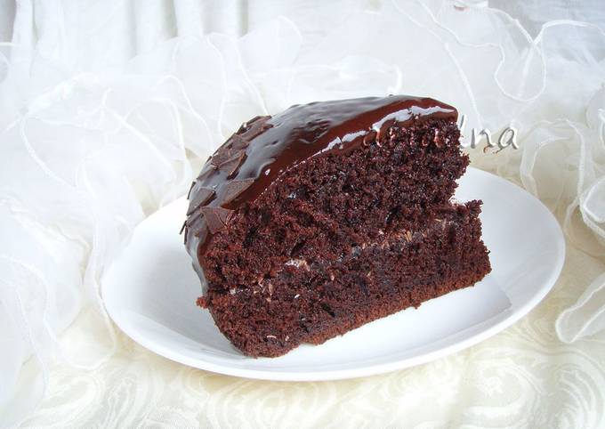 Влажный шоколадный бисквит на кипятке в духовке простой рецепт с фото пошагово