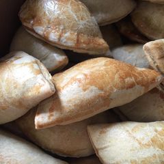 A picture of Baked meatpie.