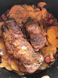 Foto de Lombinho de Porco Assado no Forno com Batata Doce