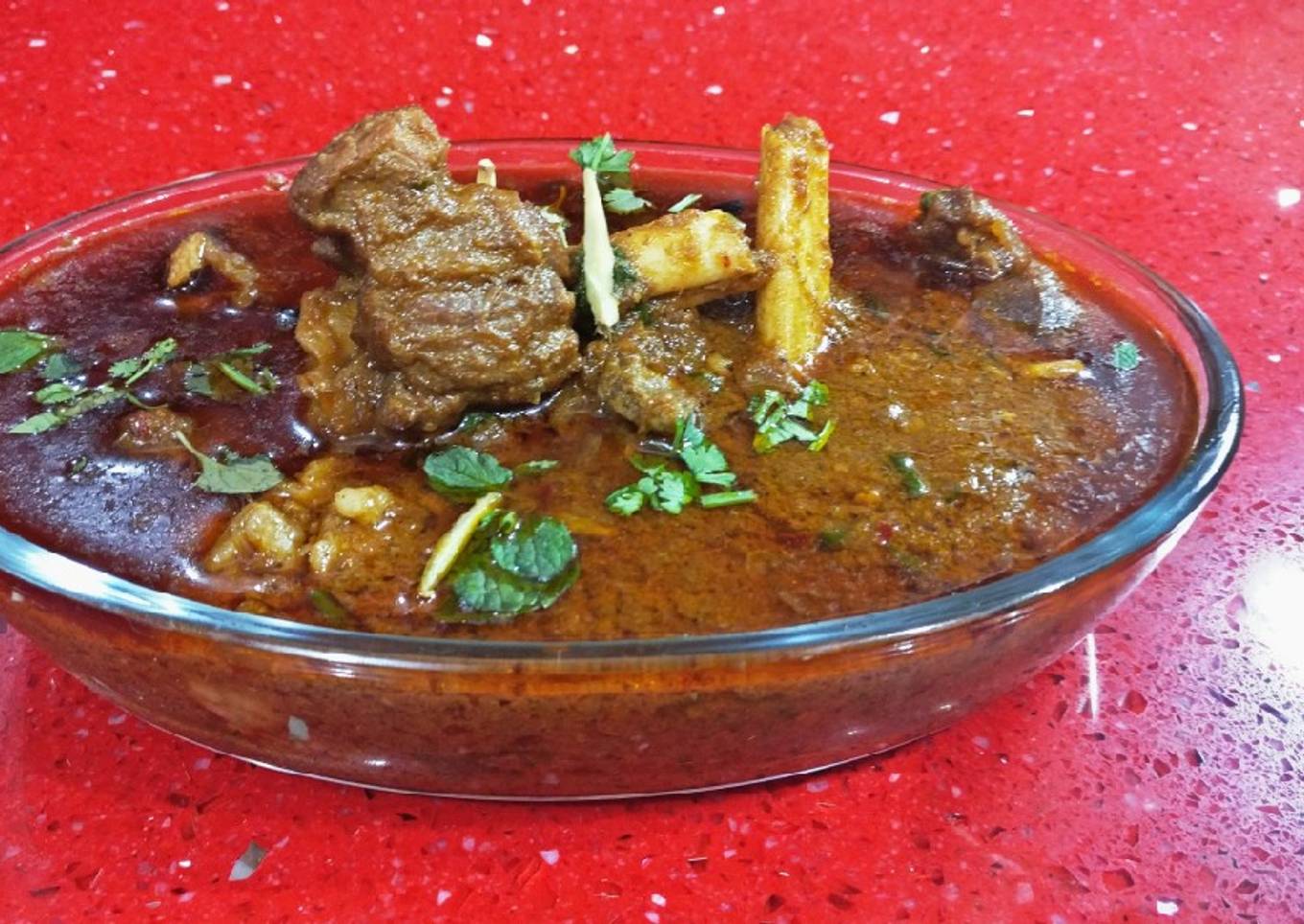 Mutton in apple gravy