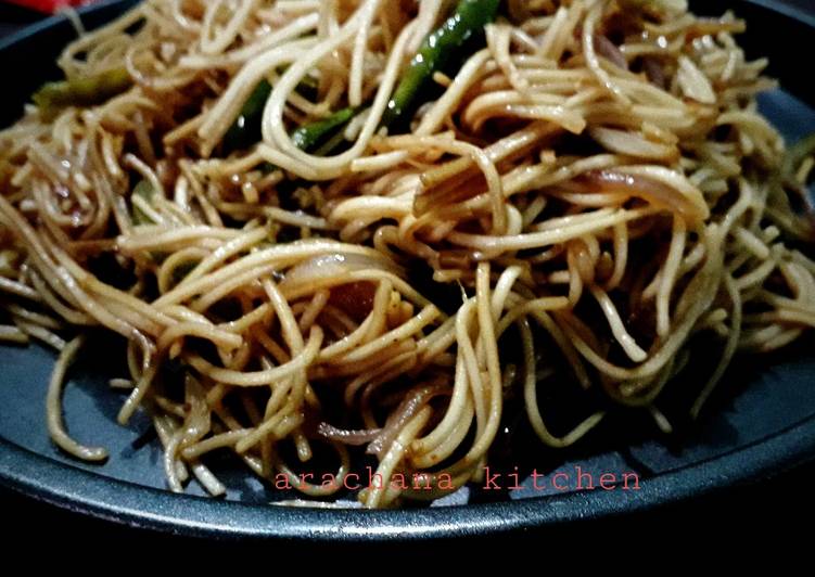 Veg chowmein