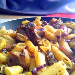 A picture of Fried Beef Pasta.
