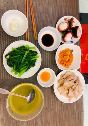 Hình của món Mâm cơm nhỏ của Trang 52.