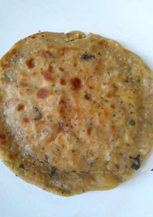 A picture of Paneer parathas.