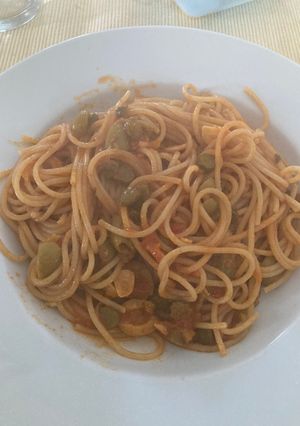 Una foto de Pasta a la puttanesca