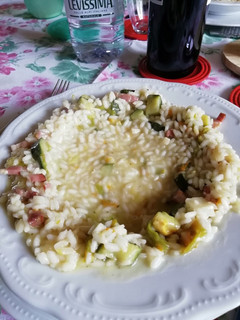 Foto di Risotto con zucchine e fiori