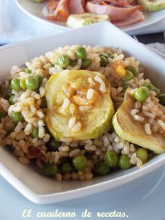Una foto de Arroz Integral con calabacín asado