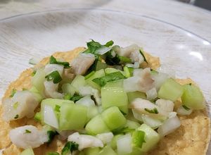 Una foto de Ceviche de dorado 🐟
