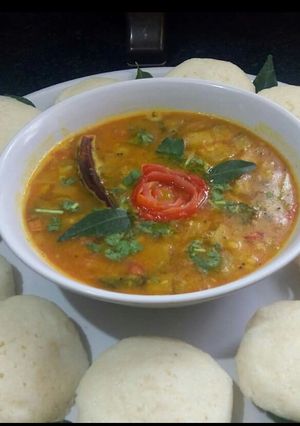 A picture of Idli sambar.