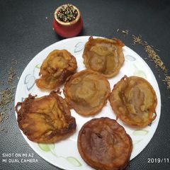 A picture of Assamese Dhop pitha.